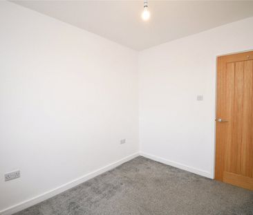 Mount Court, CH60 4RB, Heswall - Photo 5