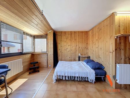 Location Appartement 1 pièce 23m² LE VERSOUD 38420 - Photo 2