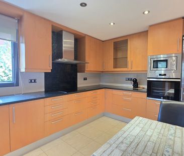 Casa 5 habitaciones de 348 m² en Sant Cugat del Vallès (08198) - Photo 1