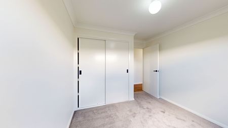 Brand New Home in Southlakes - Photo 4