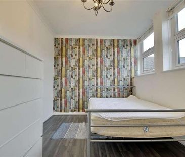 Stratton Close, Portsmouth, PO6 - Photo 4