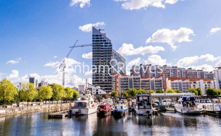 2 Bedroom flat to rent in Province Square, Canary Wharf, E14 - Photo 4