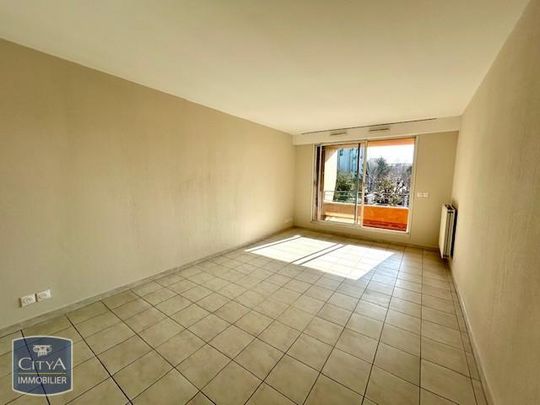 Location Appartement 3 pièces 60m² AIX EN PROVENCE 90ème - Photo 1