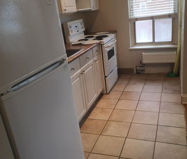 For Lease - 10 Rockwood Place Unit# 8, Hamilton, Ontario - Photo 5