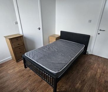 House share to rent - Photo 4