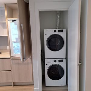 $2,200 / 455ft2 – Conveniently located BRAND NEW Studio suite (R00) - Photo 2