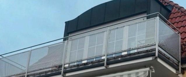 2-Zimmer-Dachgeschossapartment mit Süd-Balkon in München - Photo 1