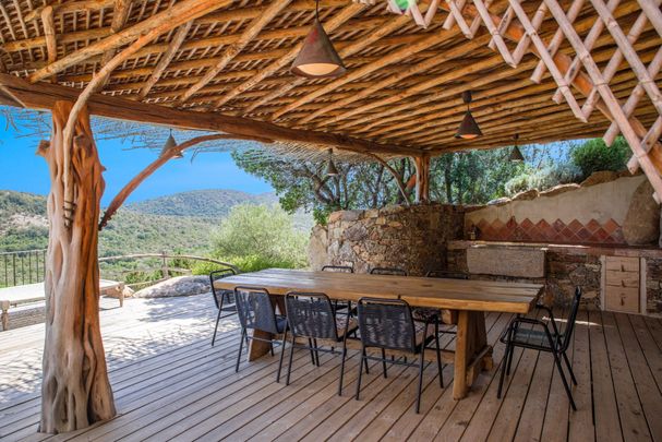 Rental Villa Porto-Vecchio 6 Rooms 185 m² - Photo 1