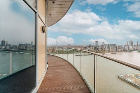 3 bedroom penthouse to rent - Photo 2