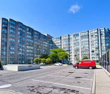 For Lease - 309 Major Mackenzie Drive Unit# 322, Richmond Hill, Ont... - Photo 3