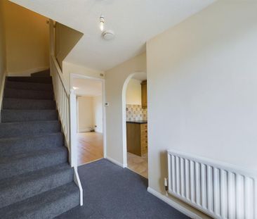 2 bedroom terraced house to rent - Photo 3