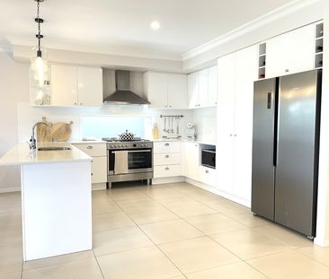 14 Kalgoorlie Street, Pimpama QLD 4209 - House For Rent | Domain - Photo 6