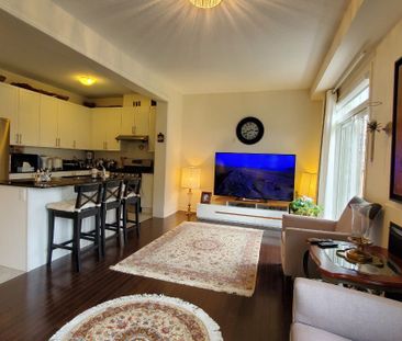 For Lease - 19 Chouinard Way Unit# #Main&2nd, Aurora, Ontario - Photo 3