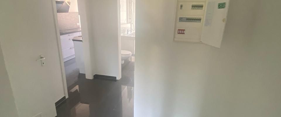 2,5 Zimmet inkl. Kompletter Küche Spül-und Waschmaschine, Balkon - Photo 1