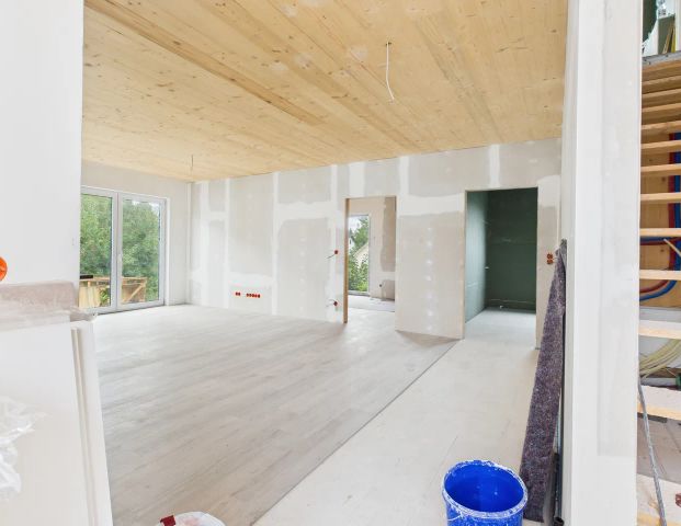 Neubau-Erstbezug in Reichertshofen! Moderne 4-ZKB-Wohnung inkl. Einbauküche und zwei Stellplätzen! - Foto 1