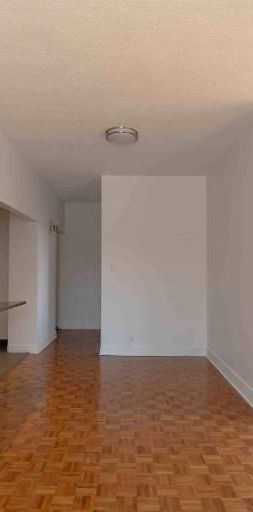 2 CH - 1 SDB - St-Laurent - $1,695 /mo - Photo 1