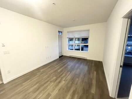 Spacious and Bright! Brand New Two Bedroom and Den in Convenient Fleetwood - Photo 4