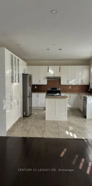 Detached Home For Lease | W9214197 - Photo 1