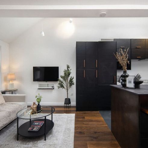 Drummond Street - Photo 1