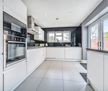 Goldsworth Road, Woking, Surrey, GU21 - Photo 4