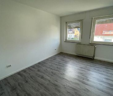 Kinderfreundliche Wohnlage! Kleine 3-Zimmerwohnung mit Balkon in He... - Photo 4