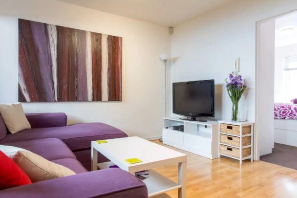 Furnished Apartment in a Prime Location! - Photo 1