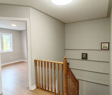 For Lease - 32 Cardrew Street, Markham, Ontario - Photo 4