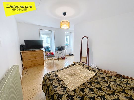A LOUER CERENCES BOURG maison 4 pièces - Photo 1
