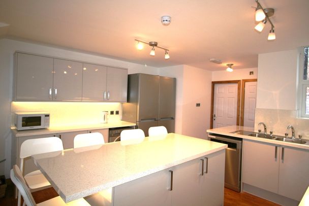 7 Bed Semi-Detached House, Brailsford Road, M14 - Photo 1