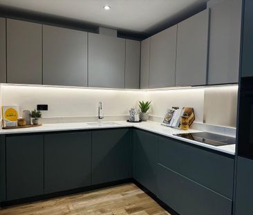 3 bedroom ground floor flat to rent - Photo 4