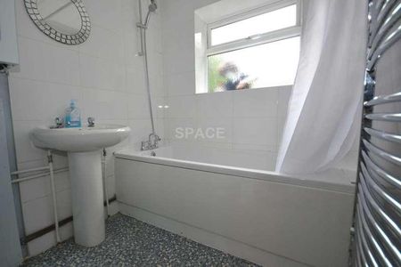 Blenheim Gardens, Reading, Berkshire, RG1 - Photo 5