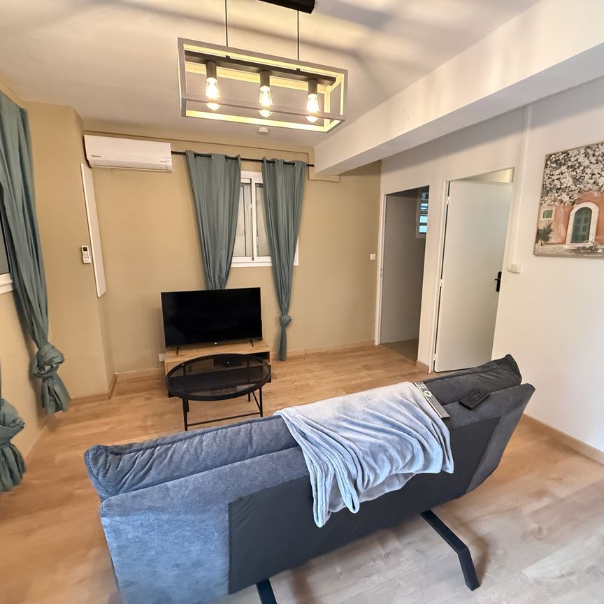 Location Appartement 3 pièces 53m² ST DENIS 97490 - Photo 1