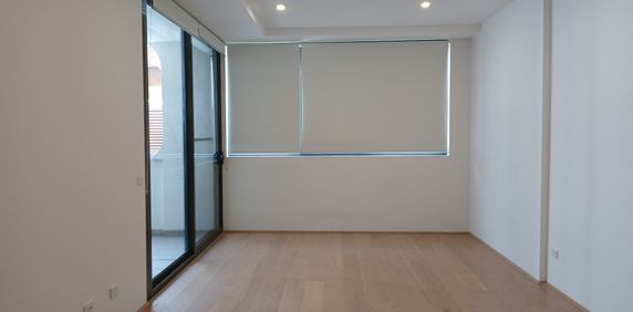 One bedroom affordable housing apartment - Photo 2