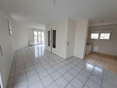 Location maison T4 95.00m² à Mailly-Champagne (51500) - Photo 3