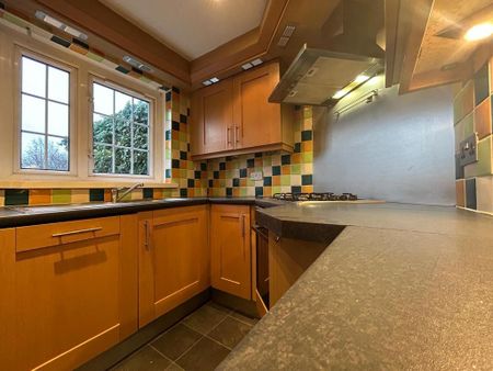 3 bedroom terraced house to rent - Photo 3