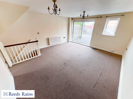 3 bedroom terraced house to rent - Photo 1