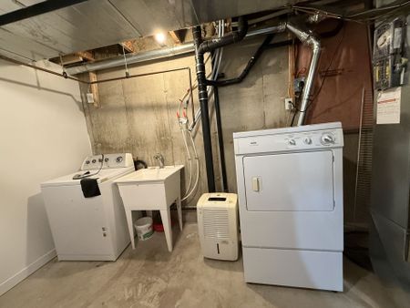 For Lease - C - 25 Mohawk Street Unit# Lower, Brantford, Ontario - Photo 4