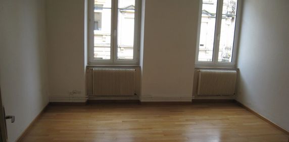 APPARTEMENT - 52 m2 - 2 pièces rue du Parc à SARREGUEMINES 57200 - Photo 2