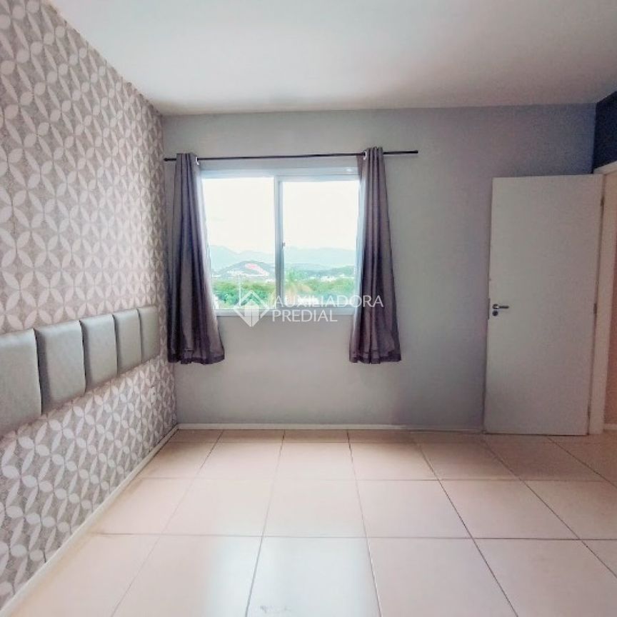 Apartamento com 2 quartos e 55m² para alugar em São Sebastião, Palhoça. - Foto 1