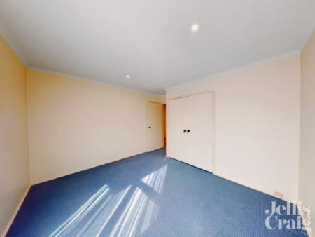 2 Bed, 1 Bath - Photo 3