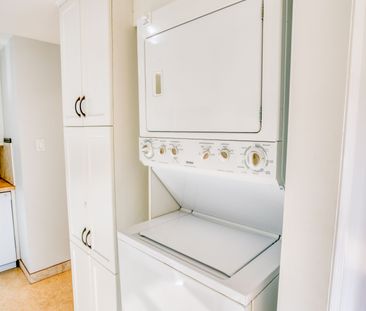 For Lease - 16 Sweetbriar Circle Unit# 1, Barrhaven, Ontario - Photo 1