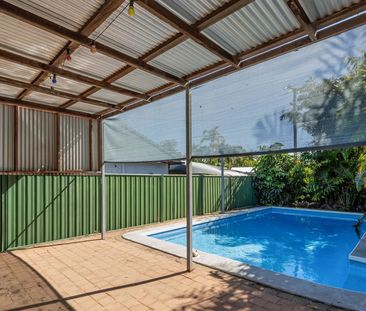 Comfortable Family Living in a Great Location - Photo 6