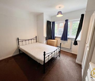 5 bedroom detached house to rent - Photo 3