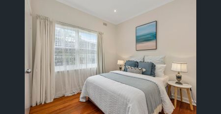 Spacious Family Home in a Leafy, Family-Friendly Location - Photo 3