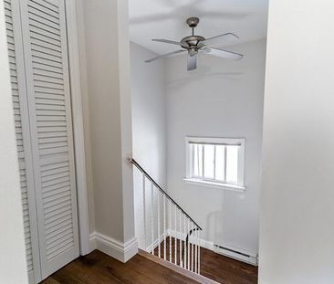 For Lease - 2056 Marine Drive Unit# 7, Oakville, Ontario - Photo 3