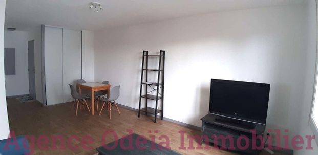 Location Appartement 3 pièces 53m² MERIGNAC 33700 - Photo 1