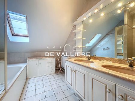 Location Appartement 3 pièces 80m² NANTERRE 92000 - Photo 5