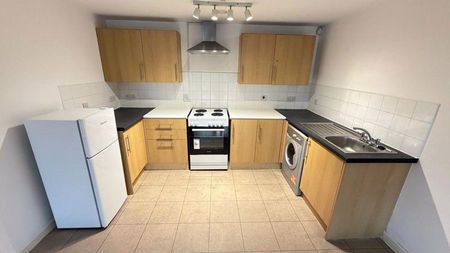 2 bedroom apartment to rent - Photo 4