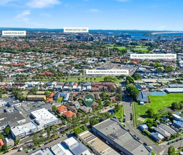 1/7 Merewether Street, Merewether NSW 2291 - Townhouse For Rent | D... - Photo 4