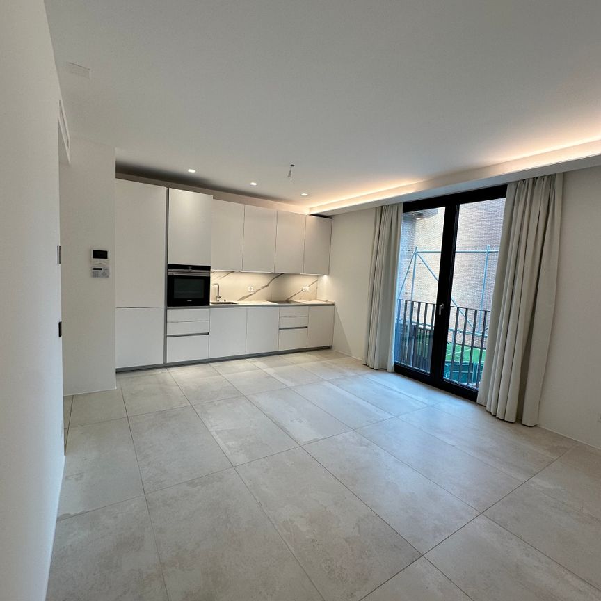 MODERNO ED ELEGANTE APPARTAMENTO - Foto 1